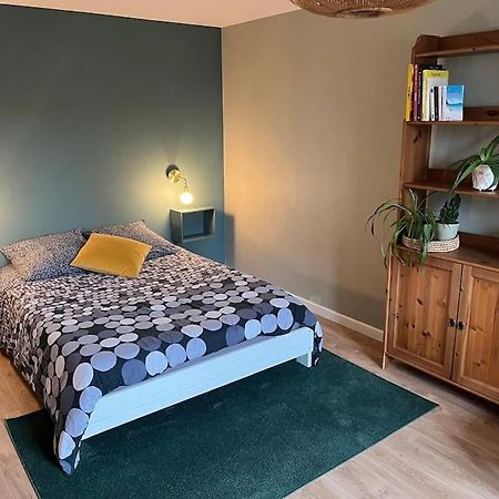 Appartement Cosy Au Calme Les Monts-Ronds エクステリア 写真